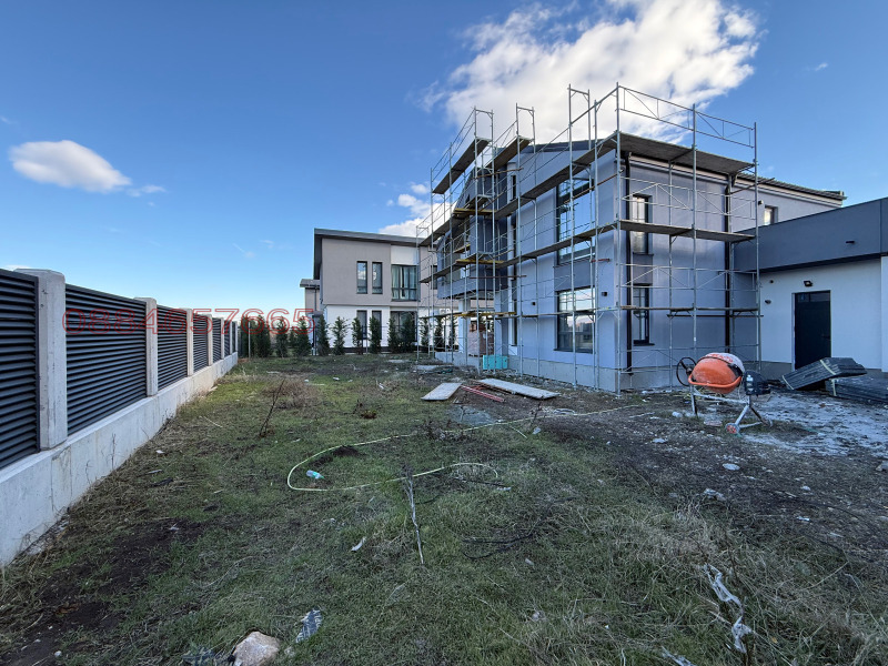 Продава КЪЩА, с. Равно поле, област София област, снимка 3 - Къщи - 52702895