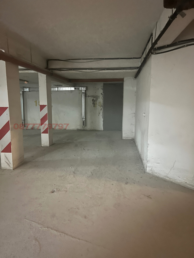 Til salg  Parkeringsplads Varna , Spartak Stadion , 17 kvm | 90582145
