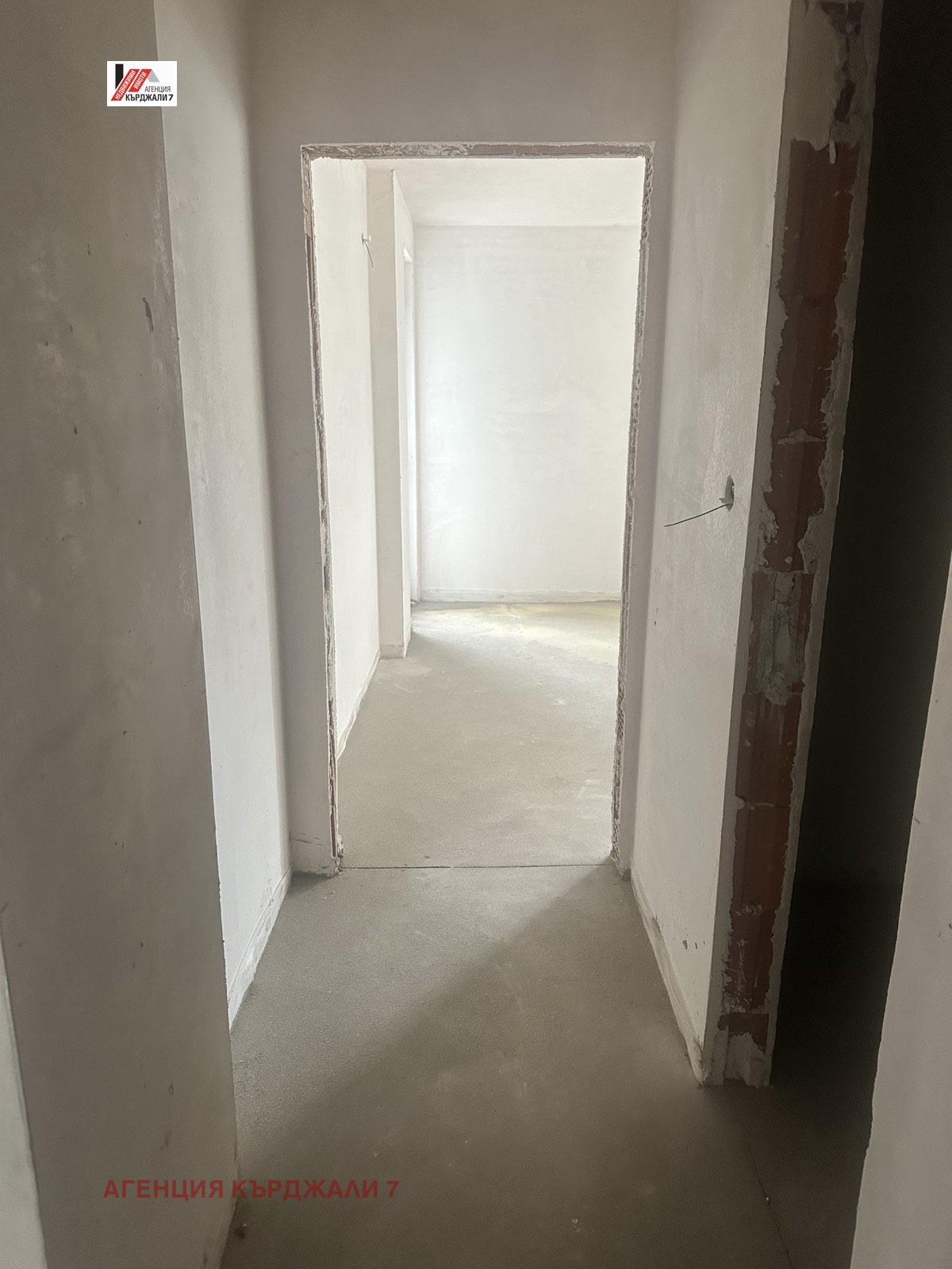 Продава 3-СТАЕН, гр. Кърджали, Център, снимка 3 - Апартаменти - 54118757