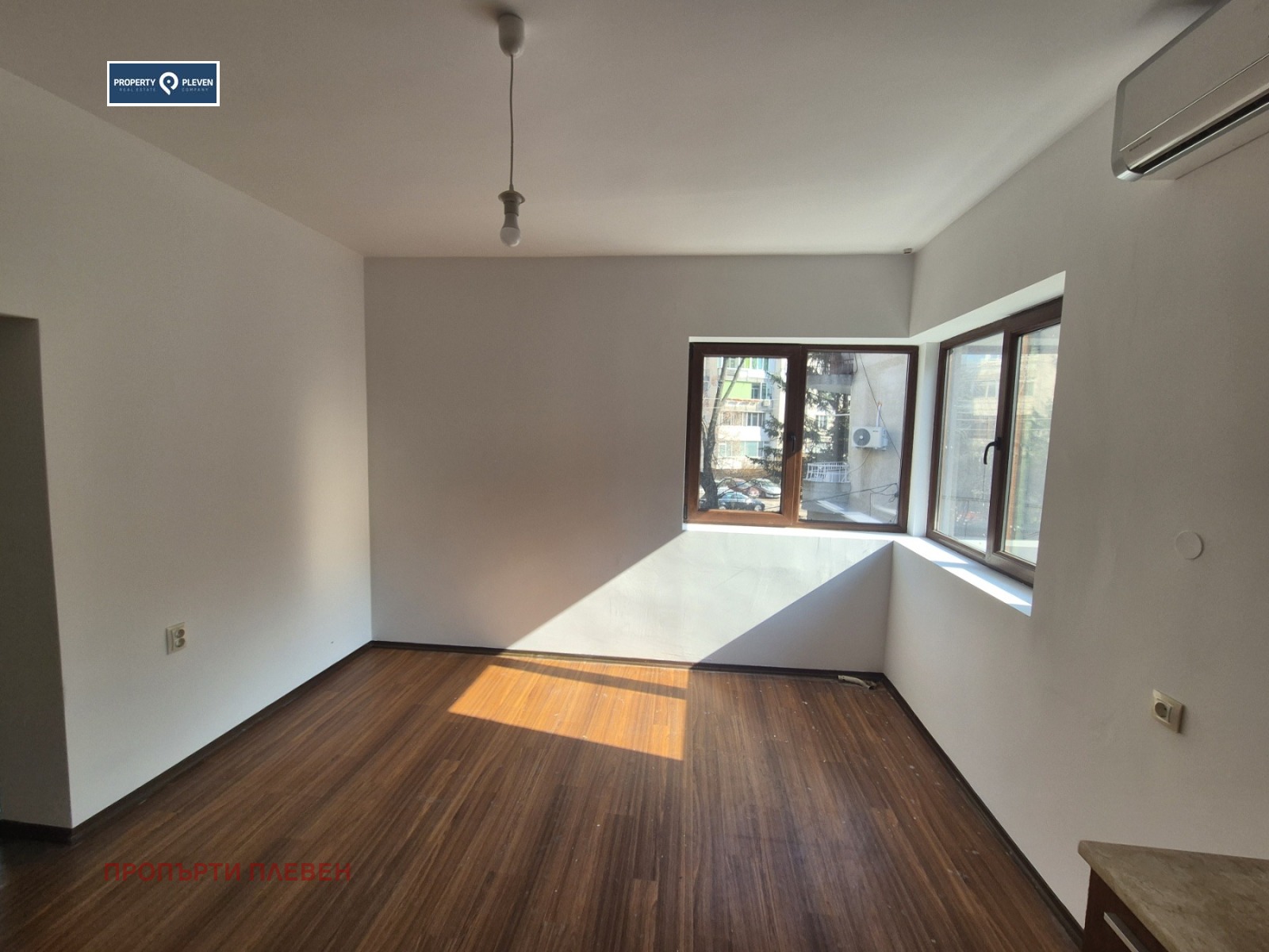 Продава 4-СТАЕН, гр. Плевен, Идеален център, снимка 4 - Апартаменти - 53626388