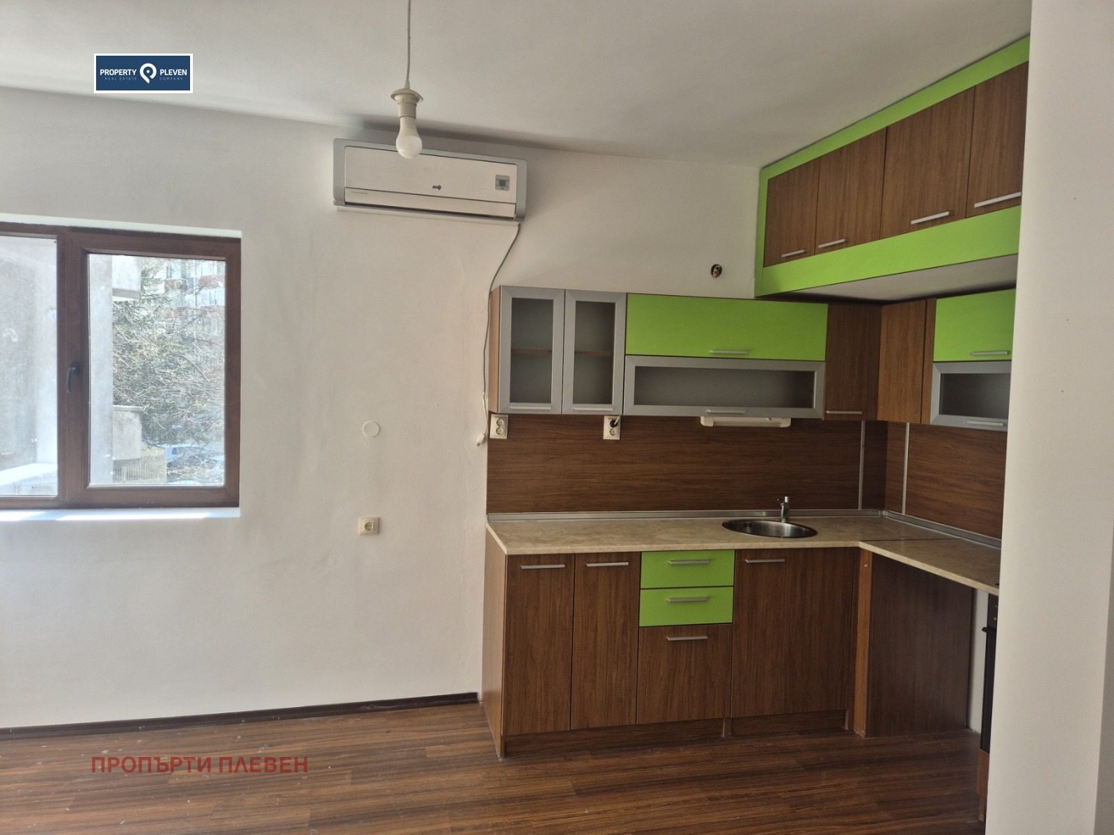 Продава 4-СТАЕН, гр. Плевен, Идеален център, снимка 2 - Апартаменти - 53626388