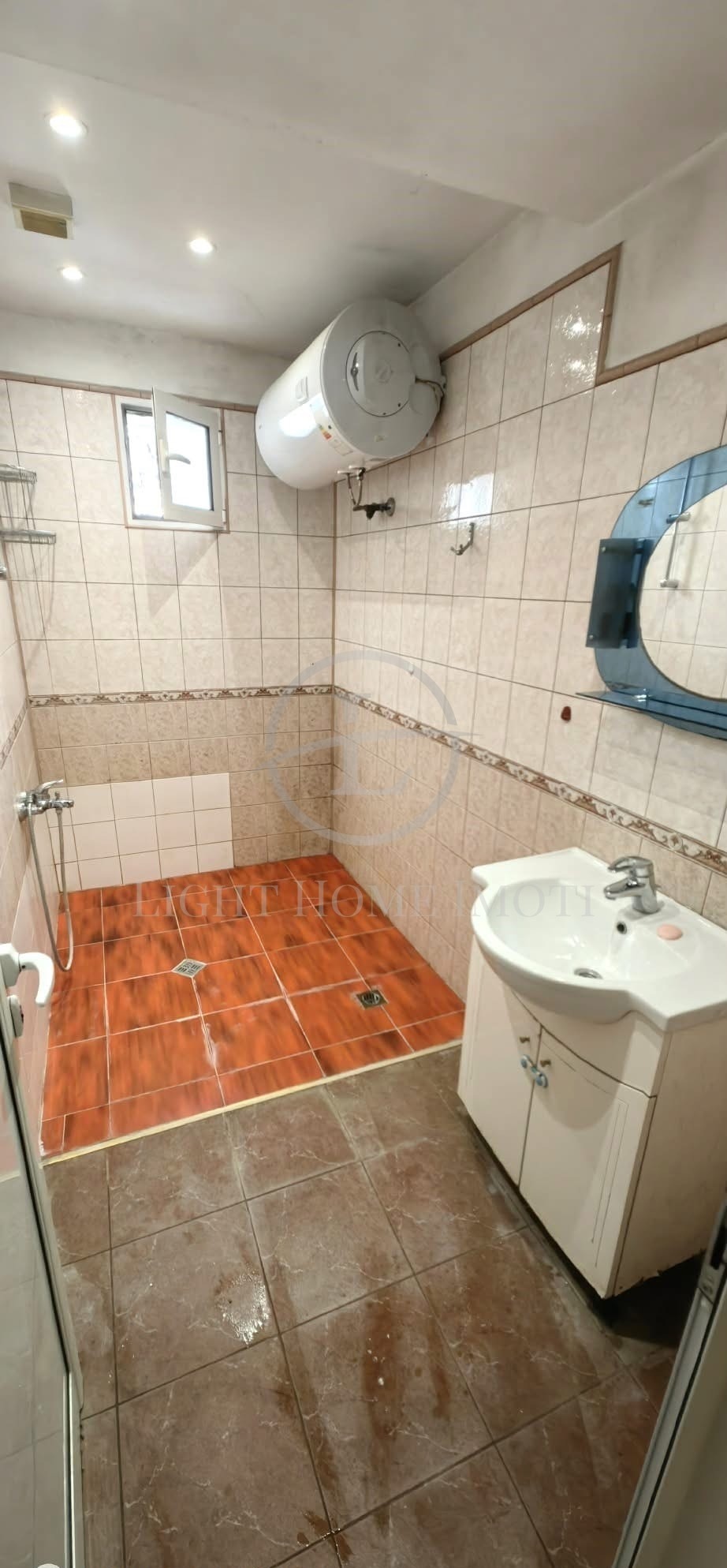 Продава МНОГОСТАЕН, гр. Пловдив, Кючук Париж, снимка 15 - Апартаменти - 52667812