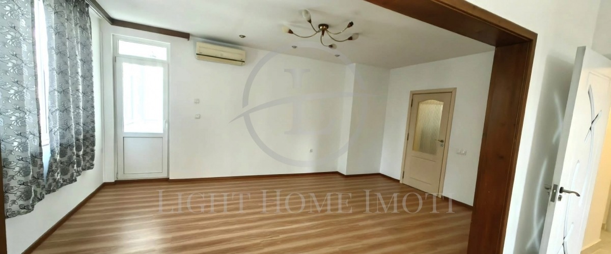Продава МНОГОСТАЕН, гр. Пловдив, Кючук Париж, снимка 2 - Апартаменти - 52667812