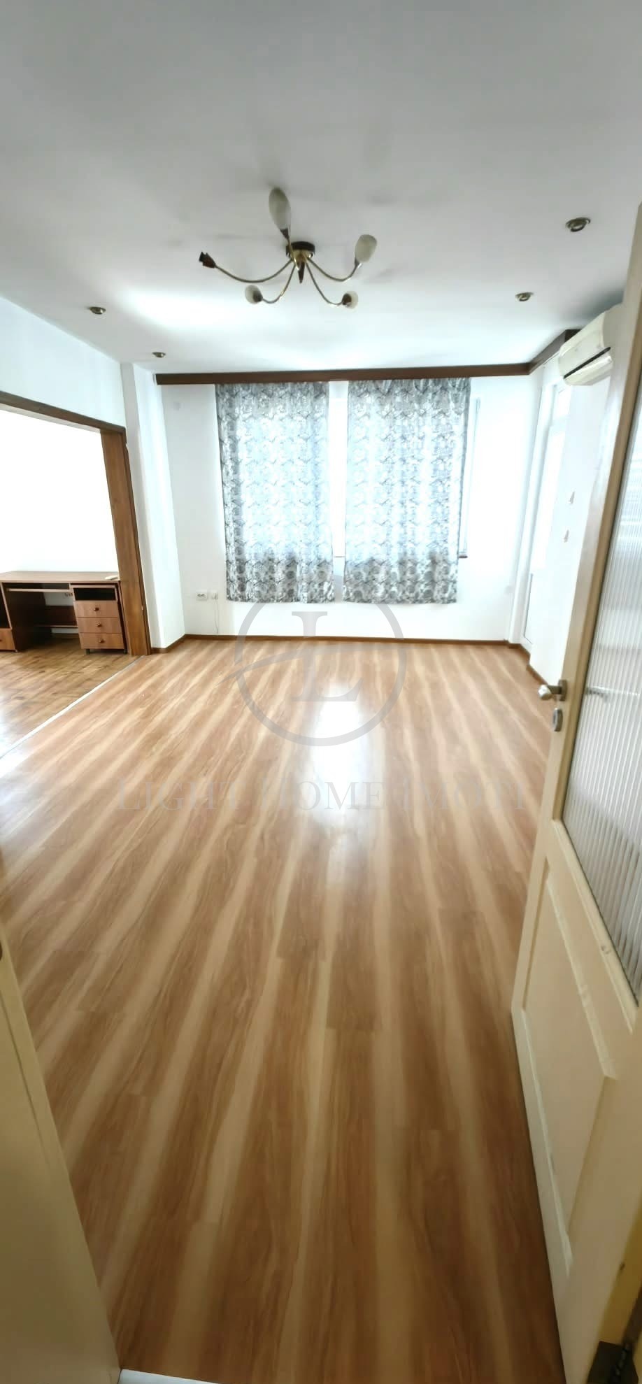 Продава МНОГОСТАЕН, гр. Пловдив, Кючук Париж, снимка 4 - Апартаменти - 52667812