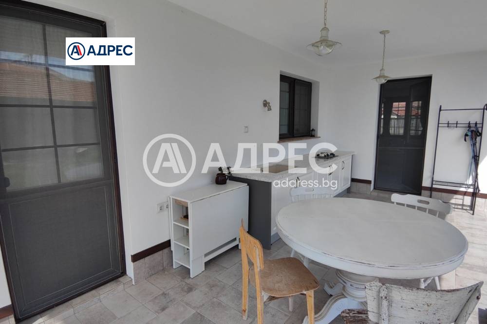 Продава КЪЩА, гр. Хисаря, област Пловдив, снимка 2 - Къщи - 54348874