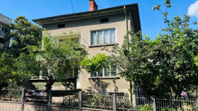 КЪЩА, 150 m2