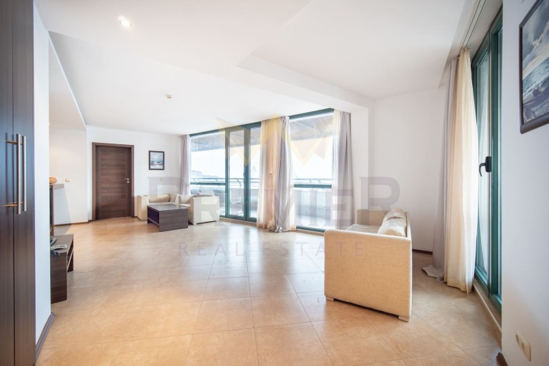 Продава 2-СТАЕН, гр. Балчик, област Добрич, снимка 5 - Апартаменти - 53147016