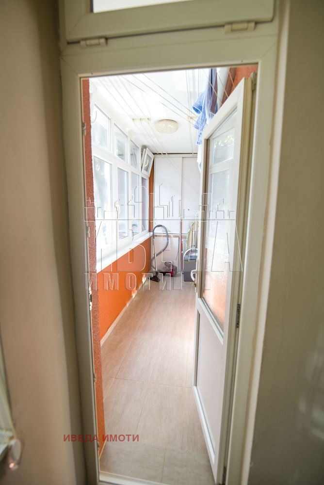 Продава  Етаж от къща град Варна , Централна поща , 130 кв.м | 25140286 - изображение [12]