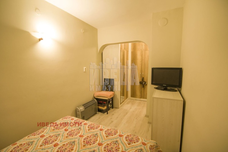 Продава  Етаж от къща град Варна , Централна поща , 130 кв.м | 25140286 - изображение [8]