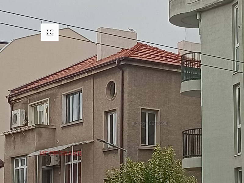 Продава  Етаж от къща град Бургас , Център , 150 кв.м | 53138515