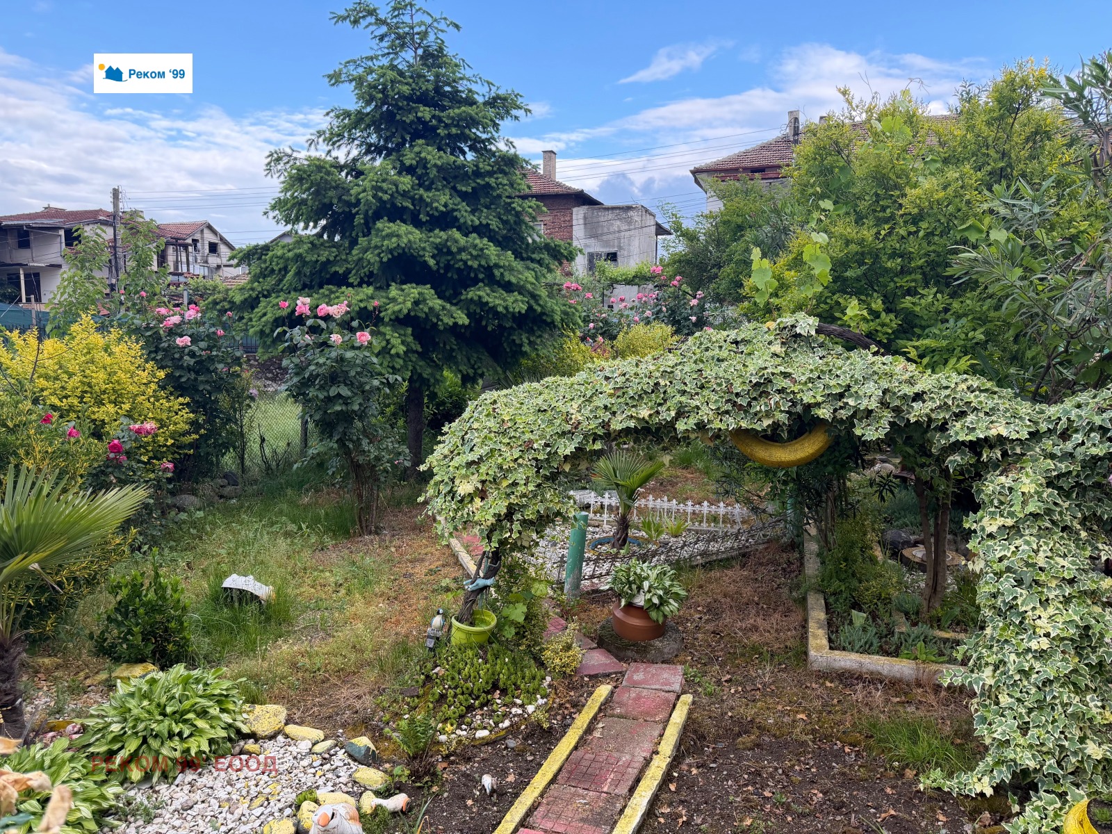 Продава КЪЩА, гр. Петрич, област Благоевград, снимка 16 - Къщи - 54602753