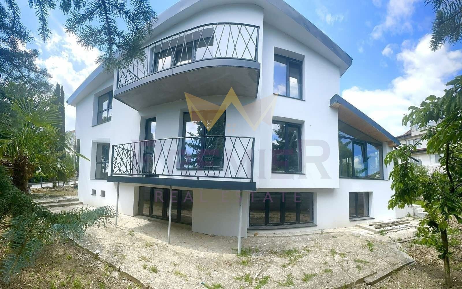 Продава КЪЩА, гр. Варна, м-т Евксиноград