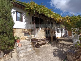 Продажба на имоти в с. Левски, област Варна - изображение 12 