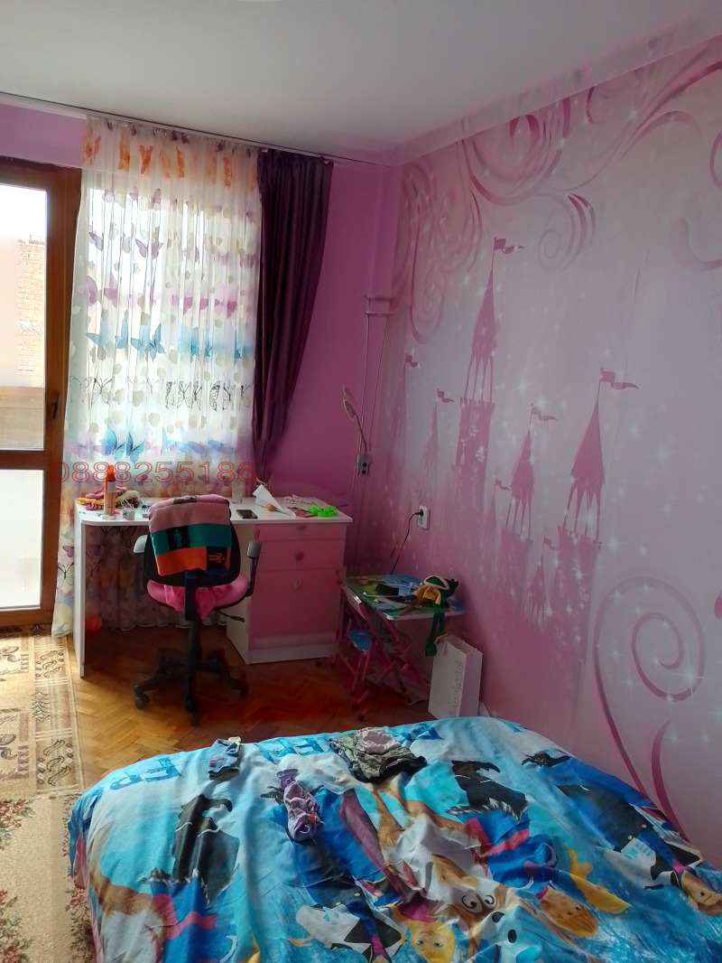 Продава КЪЩА, гр. Ямбол, Каргон, снимка 8 - Къщи - 52786032