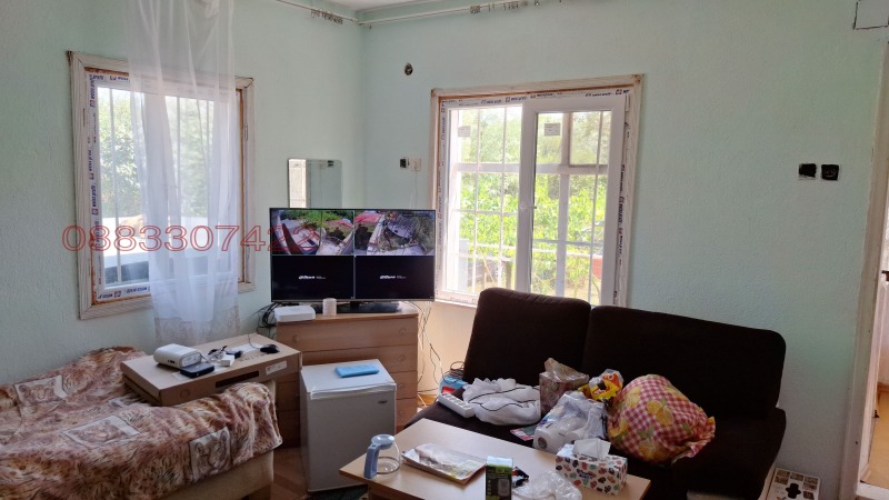 Продава КЪЩА, с. Владимирово, област Добрич, снимка 4 - Къщи - 52781526