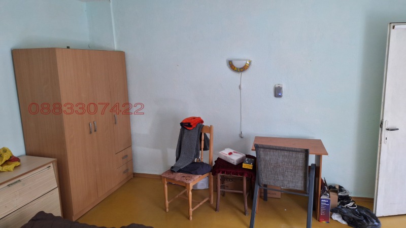 Продава КЪЩА, с. Владимирово, област Добрич, снимка 8 - Къщи - 52781526