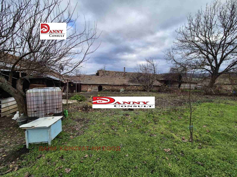 Продава КЪЩА, с. Мусина, област Велико Търново, снимка 9 - Къщи - 52836311