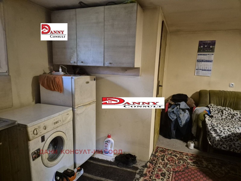 Продава КЪЩА, с. Мусина, област Велико Търново, снимка 2 - Къщи - 52836311