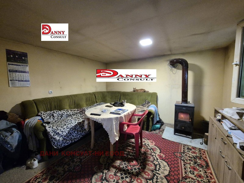 Продава КЪЩА, с. Мусина, област Велико Търново, снимка 3 - Къщи - 52836311