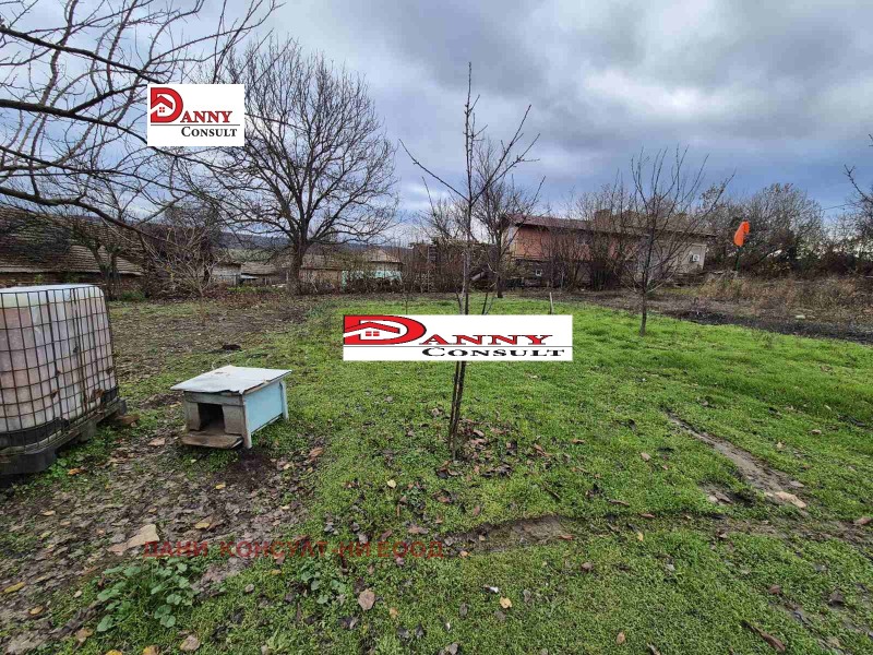 Продава КЪЩА, с. Мусина, област Велико Търново, снимка 8 - Къщи - 52836311