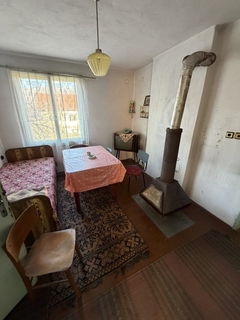 Продава КЪЩА, гр. Драгоман, област София област, снимка 6 - Къщи - 53235300