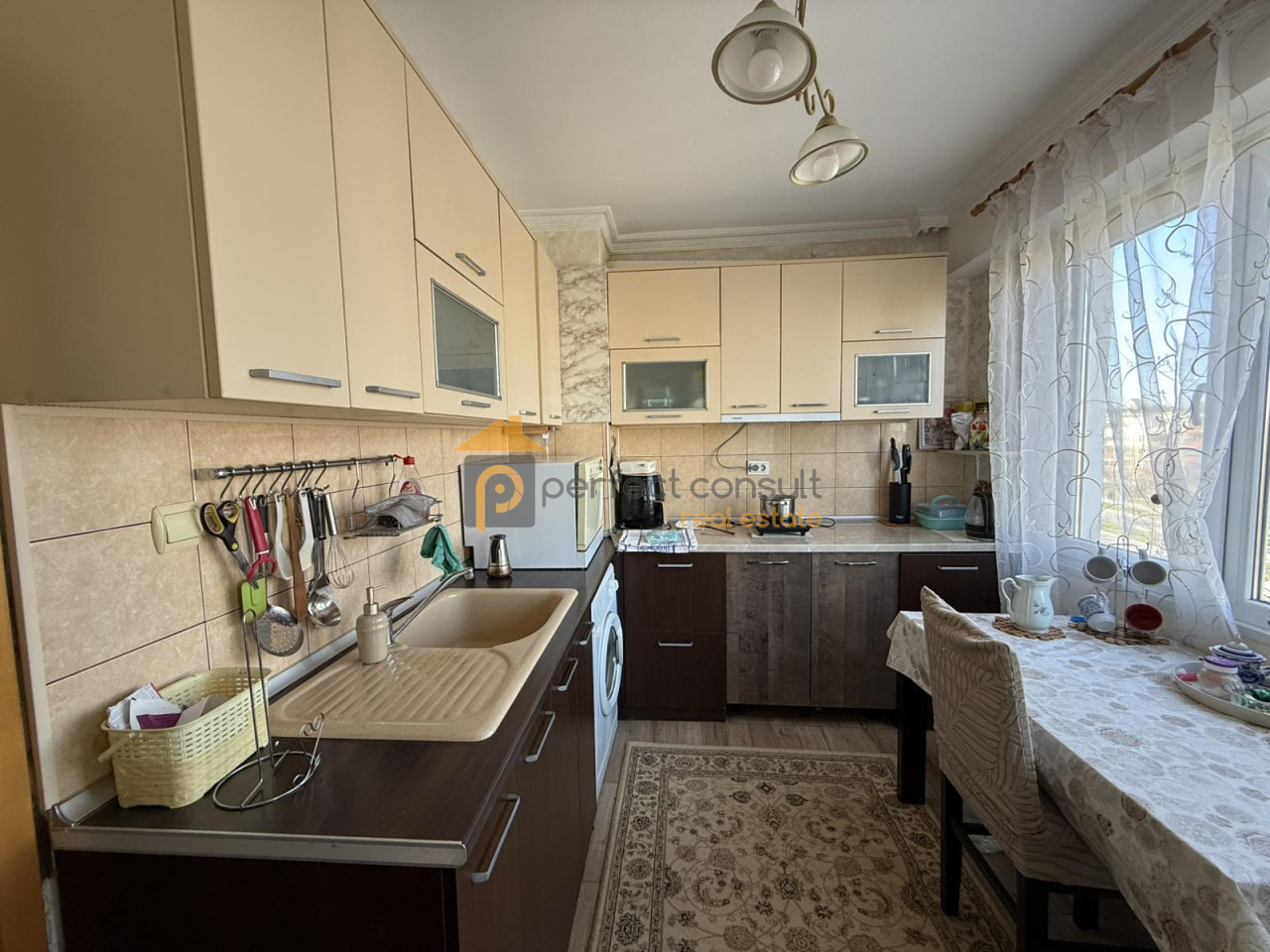 Продава 2-СТАЕН, гр. Пловдив, Кючук Париж, снимка 3 - Апартаменти - 53881034