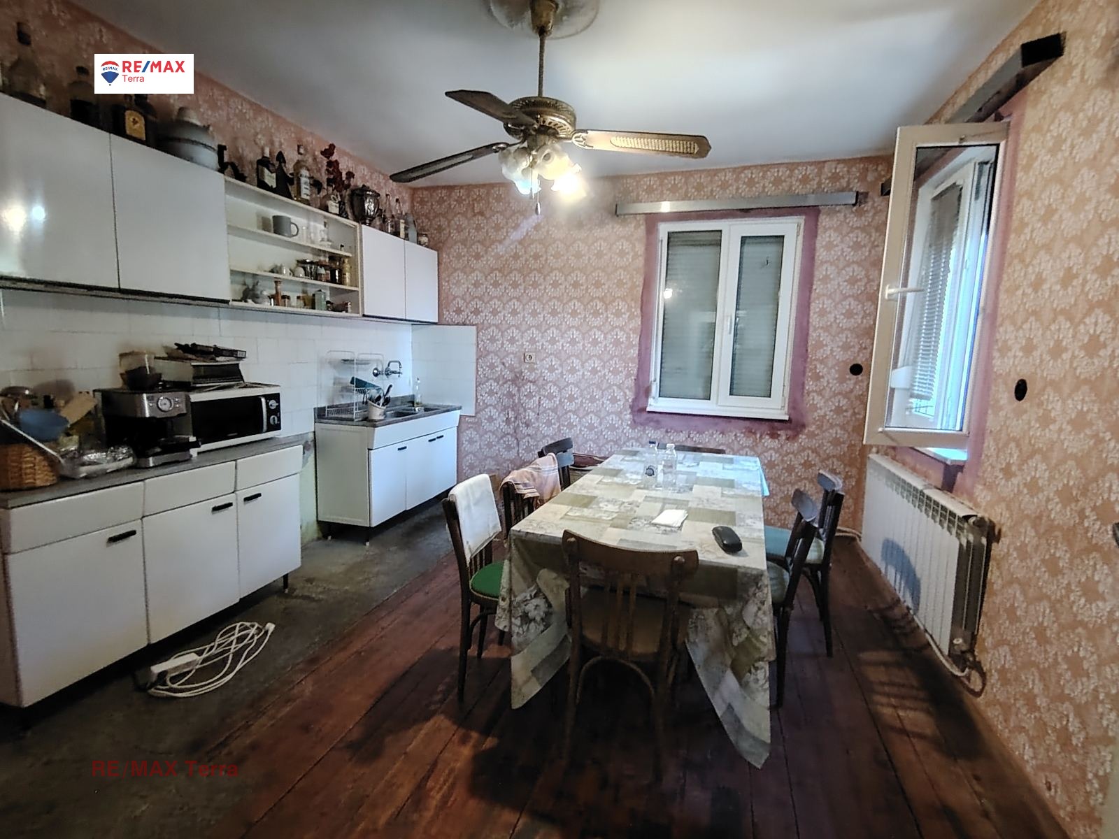 Продава КЪЩА, гр. Оряхово, област Враца, снимка 13 - Къщи - 55756018