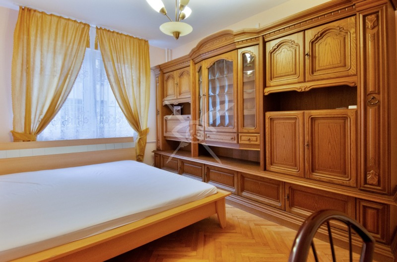 Продава МНОГОСТАЕН в град София, Лозенец - 131 кв.м / 525 000 € » 1 026 810.75 лв., ЕКС НВД ООД