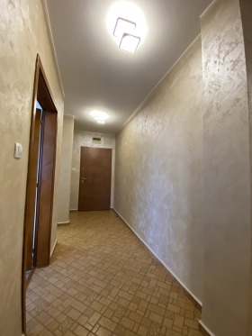 2 slaapkamers Zornitsa, Burgas 9