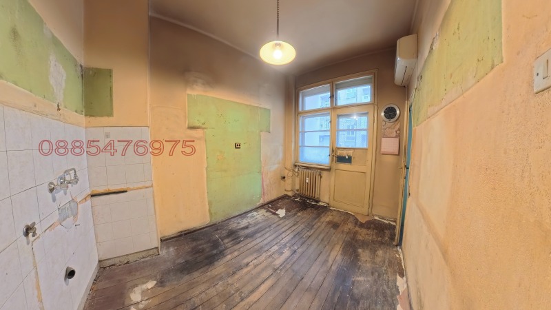 Продава 2-СТАЕН, гр. София, Център, снимка 11 - Апартаменти - 52710332