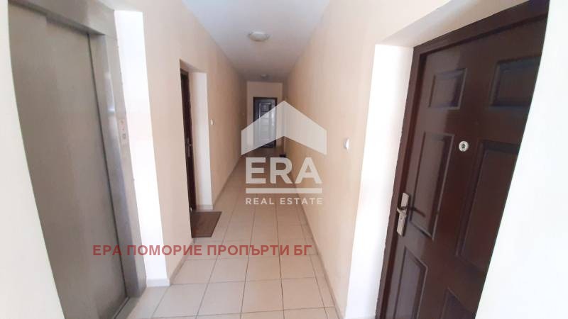 Продава 3-СТАЕН, гр. Поморие, област Бургас, снимка 14 - Aпартаменти - 47421173