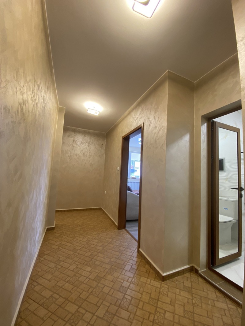 Продава  3-стаен град Бургас , Зорница , 130 кв.м | 98639327 - изображение [8]