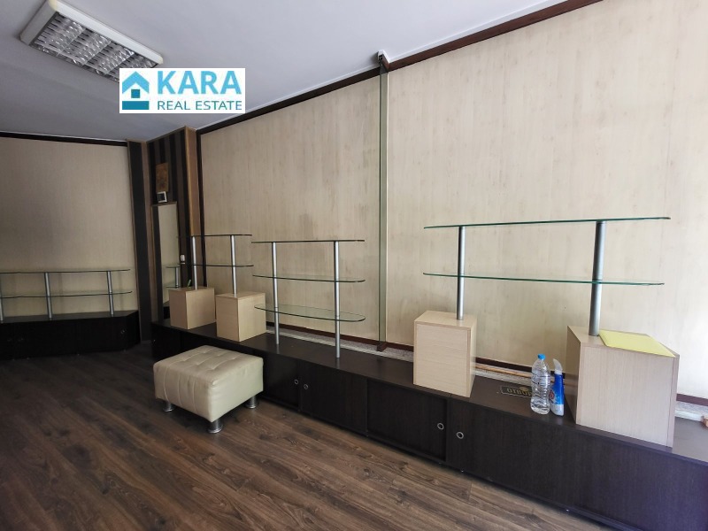 Продава МАГАЗИН, град Кърджали, Център • по договаряне • 55849099 1