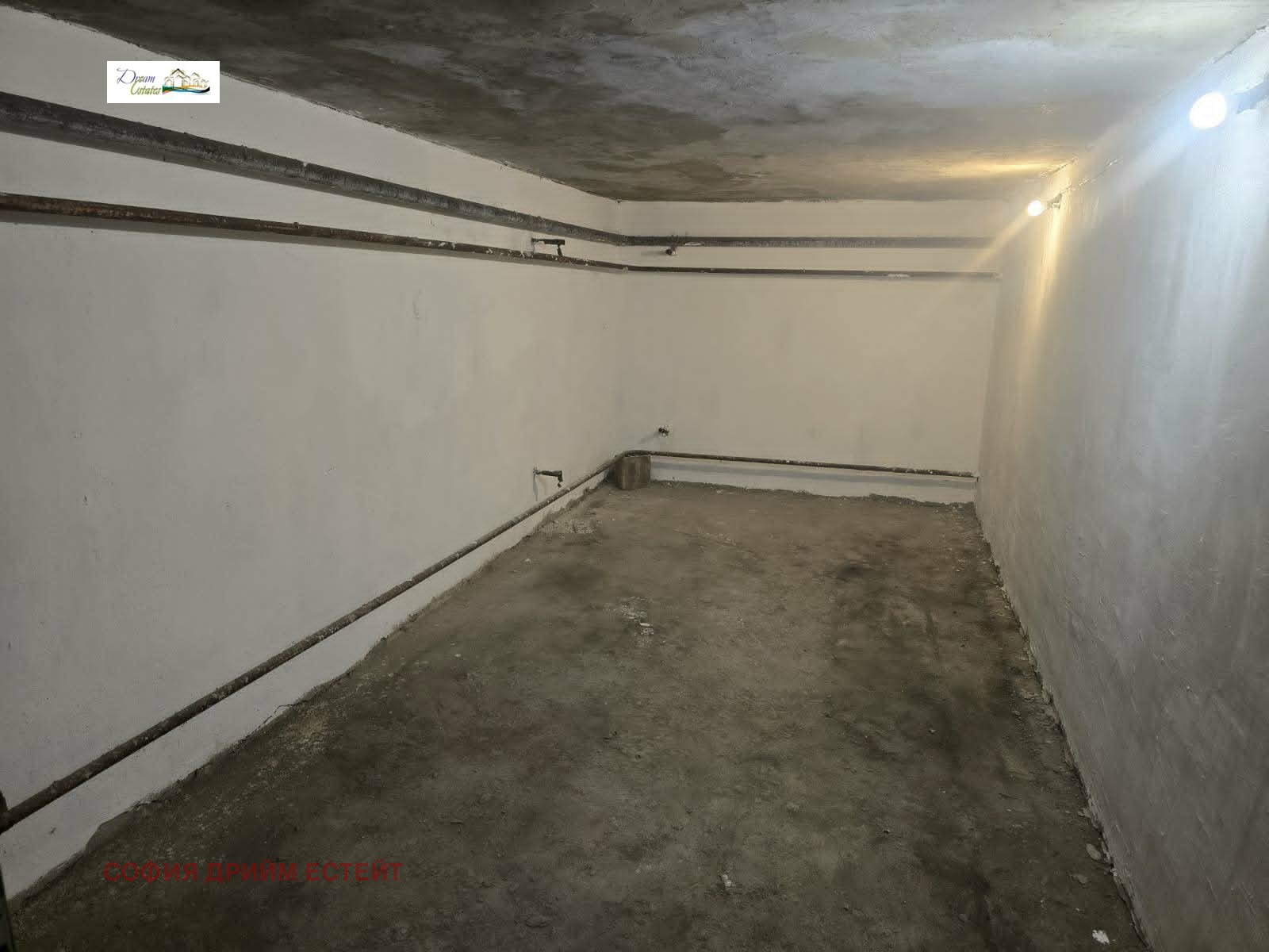 Продава ГАРАЖ, ПАРКОМЯСТО, гр. София, Редута, снимка 2 - Гаражи и паркоместа - 55829506