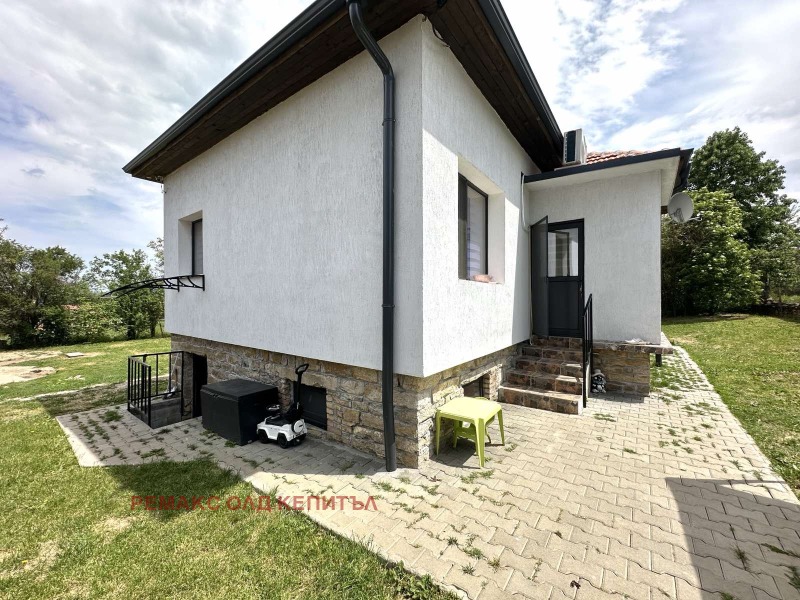 Продава КЪЩА в област Велико Търново, с. Ново село - 90 кв.м / 133 000 € » 260 125.39 лв., РЕМАКС ОЛД КЕПИТЪЛ