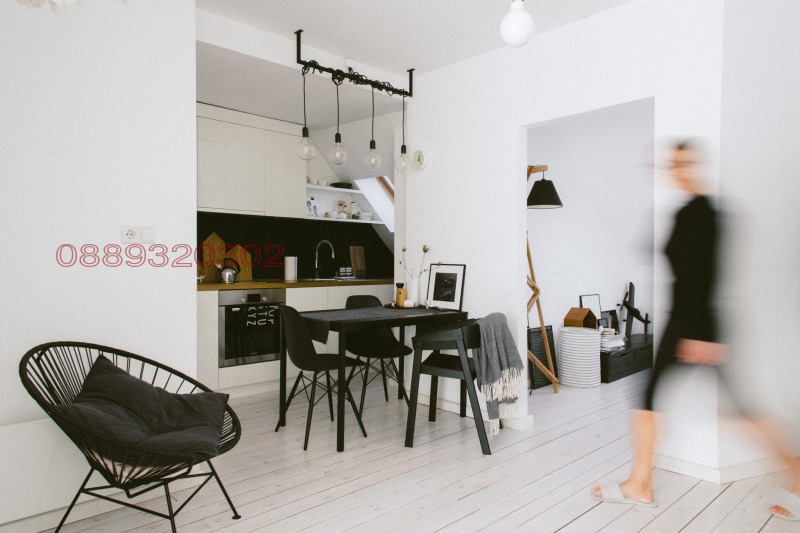 Продава 3-СТАЕН, гр. Пловдив, Сточна гара