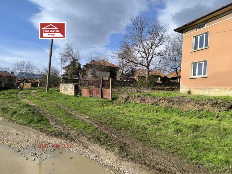 Продава КЪЩА, с. Костелево, област Враца, снимка 2 - Къщи - 52548584