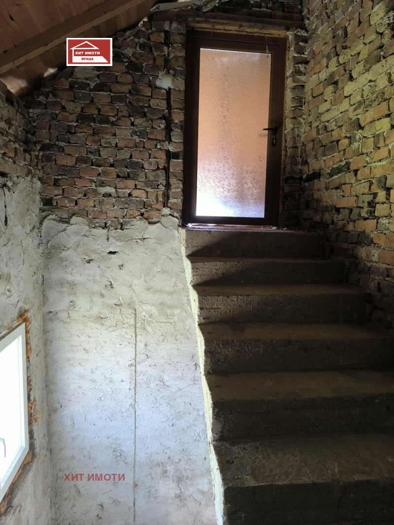 Продава КЪЩА, с. Костелево, област Враца, снимка 8 - Къщи - 52548584