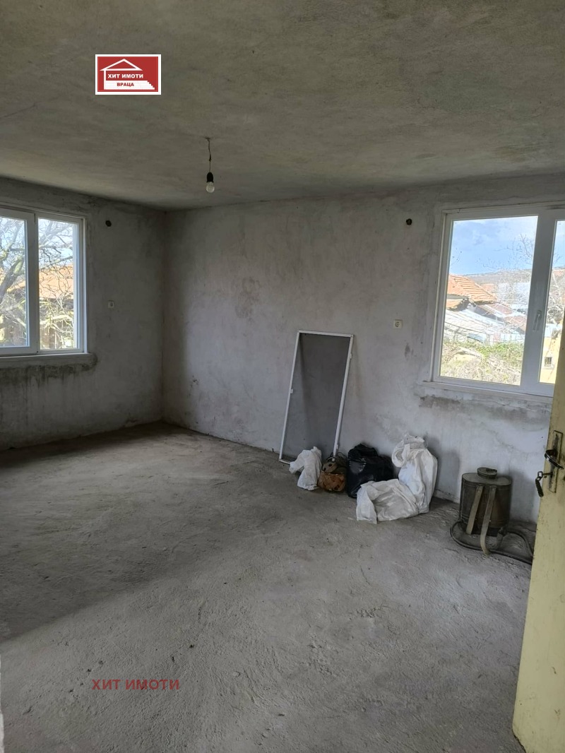 Продава КЪЩА, с. Костелево, област Враца, снимка 5 - Къщи - 52548584