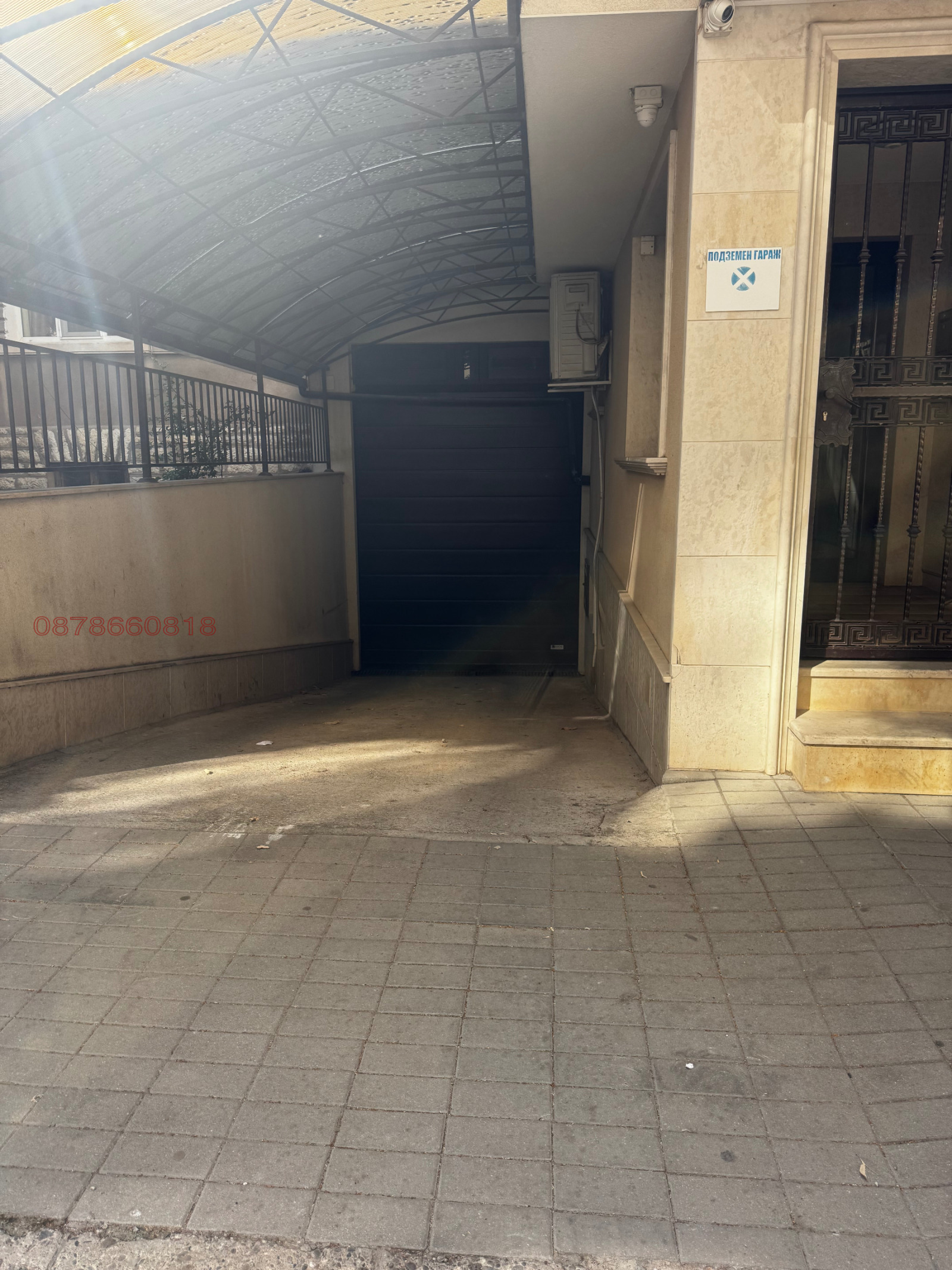 Продава ГАРАЖ, ПАРКОМЯСТО, гр. Враца, Център
