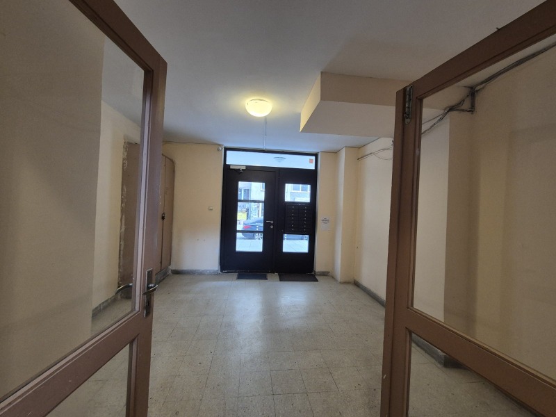 Продава 3-СТАЕН, гр. София, Докторски паметник, снимка 9 - Апартаменти - 53002791