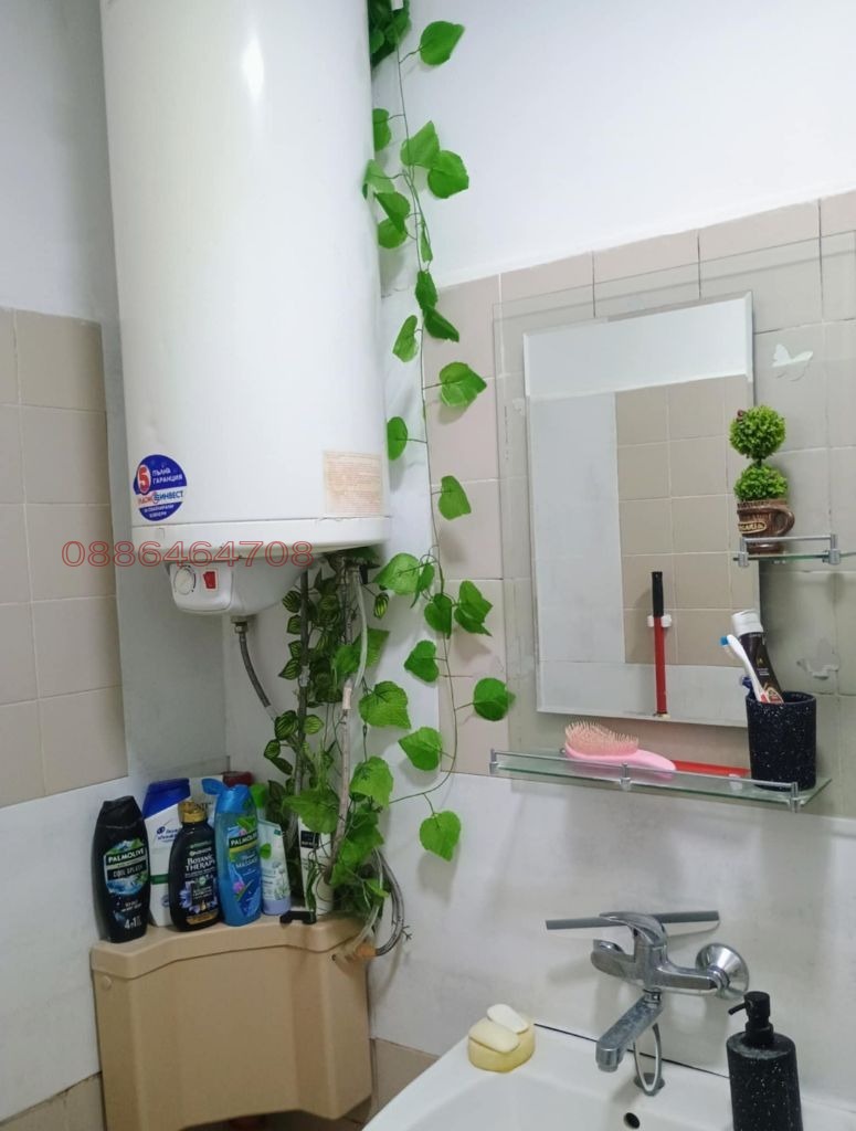 Продава ЕТАЖ ОТ КЪЩА, гр. Аксаково, област Варна, снимка 2 - Етаж от къща - 53702442