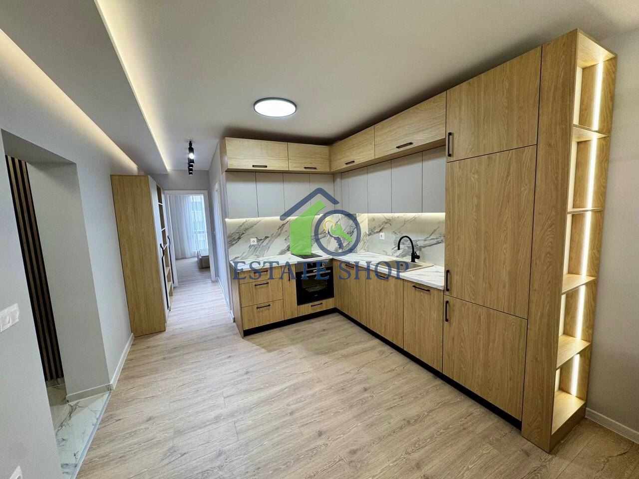 Продава 2-СТАЕН, гр. Пловдив, Кючук Париж, снимка 3 - Апартаменти - 53628549