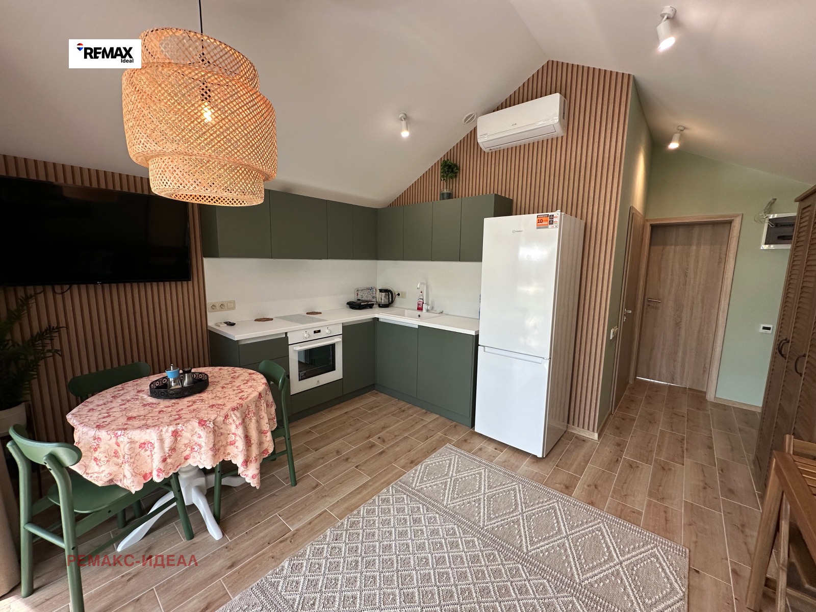 Продава КЪЩА, гр. Варна, м-т Ален мак