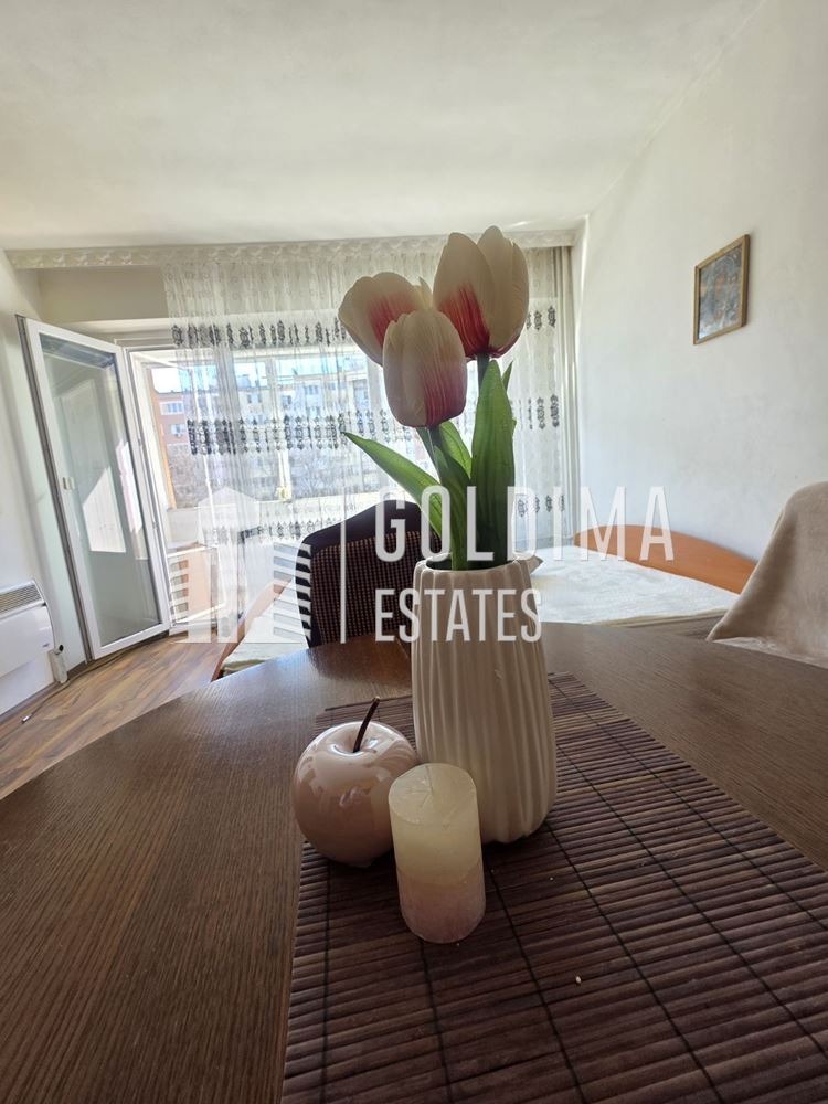 Продава 1-СТАЕН, гр. Бургас, Изгрев, снимка 3 - Апартаменти - 54193035