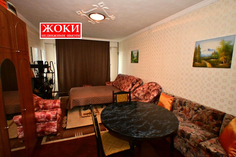 Продава  3-стаен, град Перник, Изток •  130 000 € • ID 14162214 — holmes.bg - [1] 