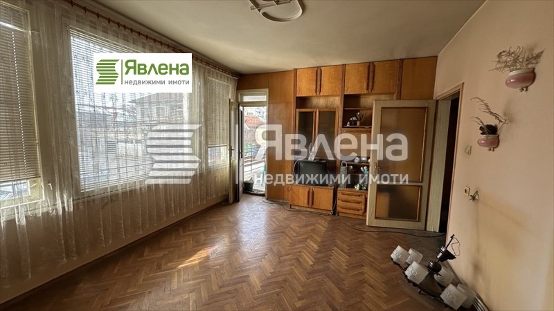 Myytävänä  3 makuuhuonetta Sofian alue , Botevgrad , 107 neliömetriä | 98660205