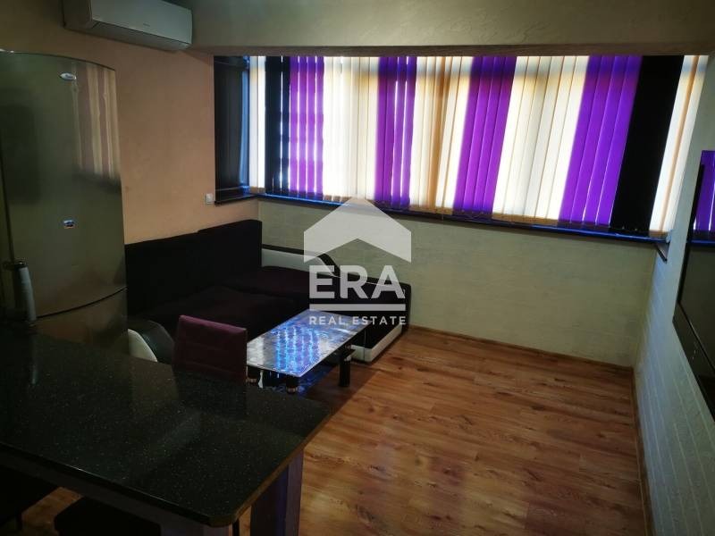 Продава 4-СТАЕН, гр. Велико Търново, Чолаковци, снимка 2 - Апартаменти - 53189957