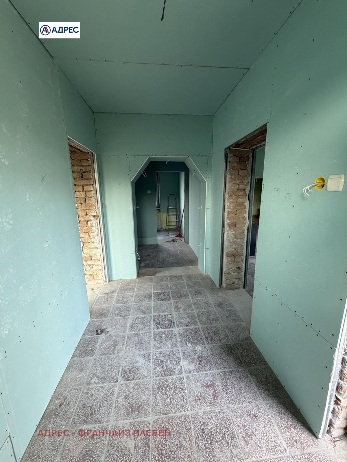 Продава КЪЩА, с. Брест, област Плевен, снимка 7 - Къщи - 54830459