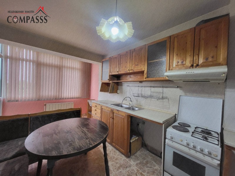 Продава  3-стаен град Добрич , Градска болница , 100 кв.м | 93263199 - изображение [6]